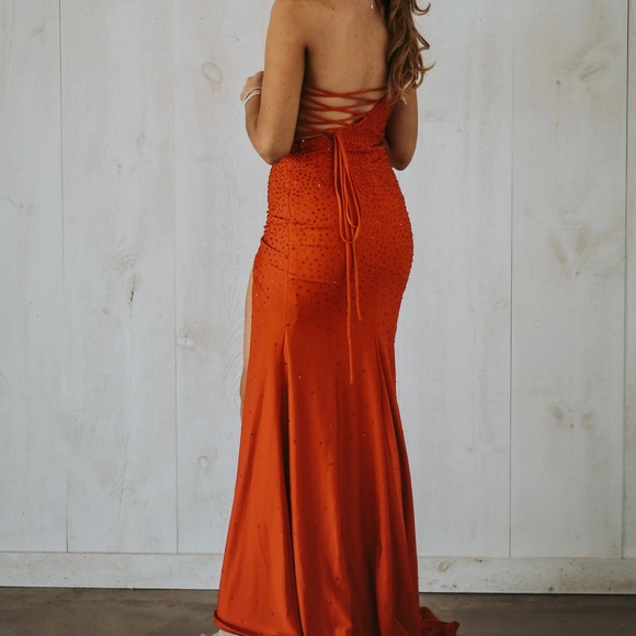 Prom dress - Picture 6 of 10